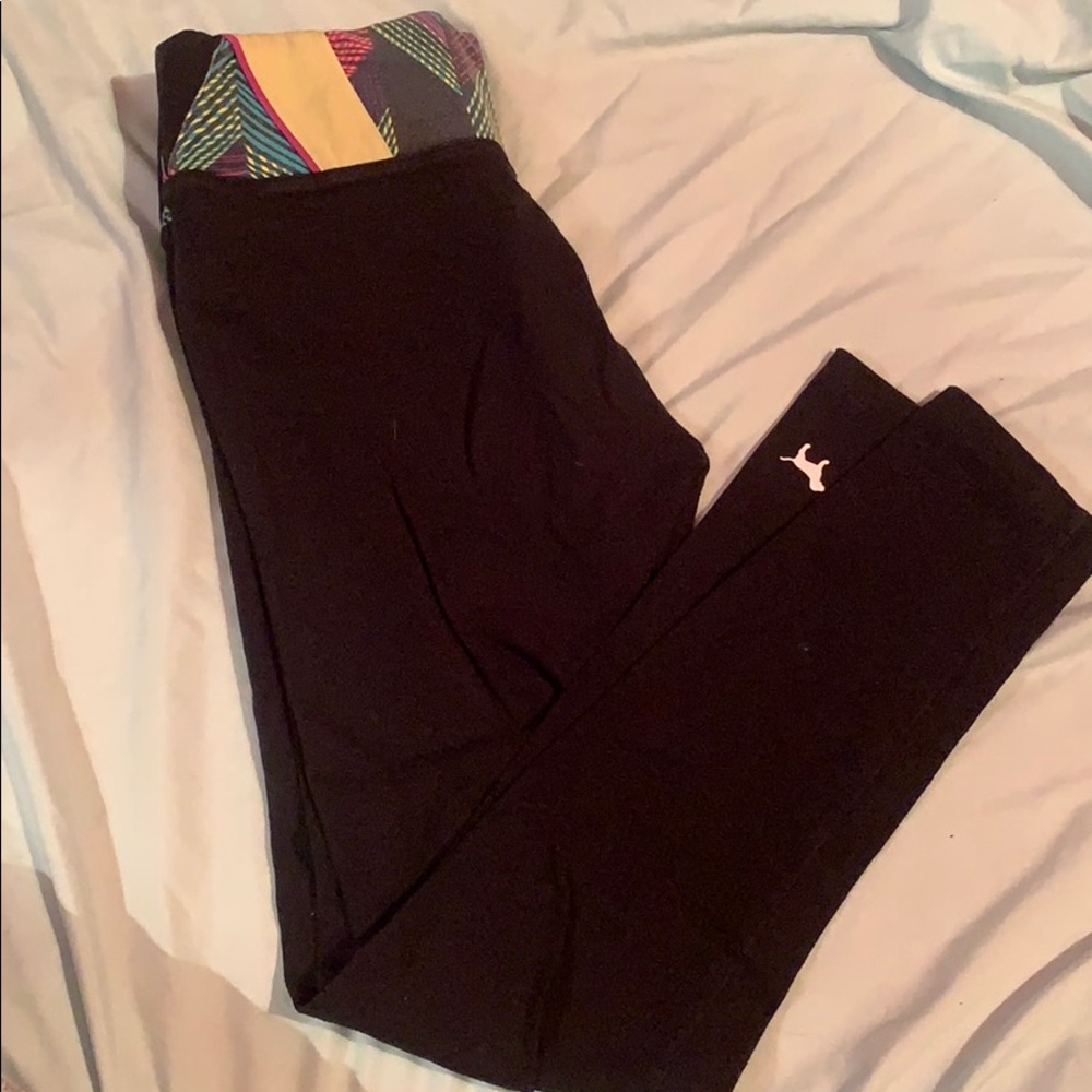 PINK yoga leggings